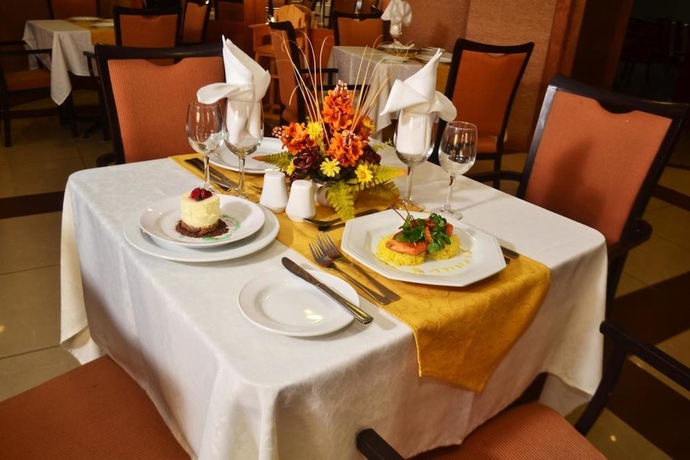 Imagen del bar/restaurante del Hotel Diego De Almagro Arica. Foto 4