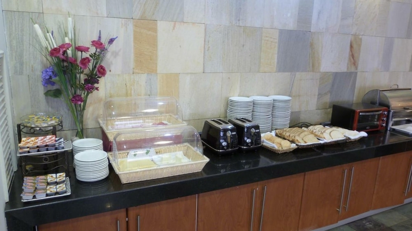 Imagen del bar/restaurante del Hotel Diego De Almagro Concepcion. Foto 4