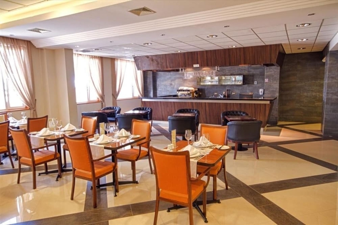 Imagen del bar/restaurante del Hotel Diego De Almagro Iquique. Foto 7