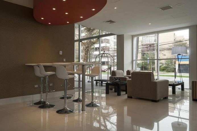 Imagen de los interiores del Hotel Diego De Almagro Providencia. Foto 13
