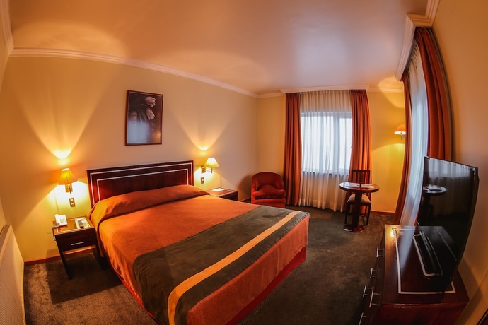 Imagen de la habitación del Hotel Diego De Almagro Punta Arenas. Foto 9