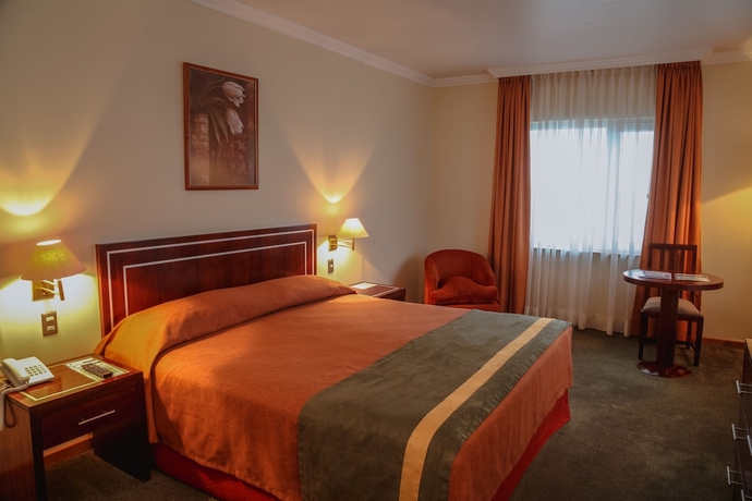 Imagen de la habitación del Hotel Diego De Almagro Punta Arenas. Foto 12