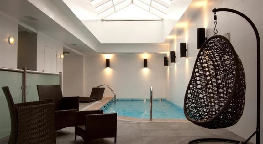 Imagen de la piscina del Hotel Diego De Almagro Temuco. Foto 19