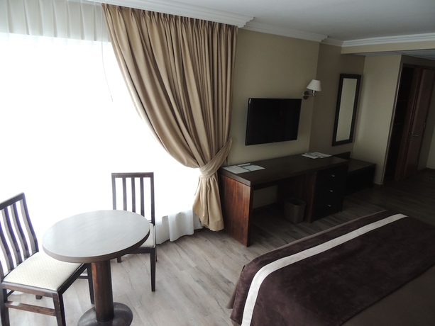 Imagen de la habitación del Hotel Diego De Almagro Valparaiso. Foto 16