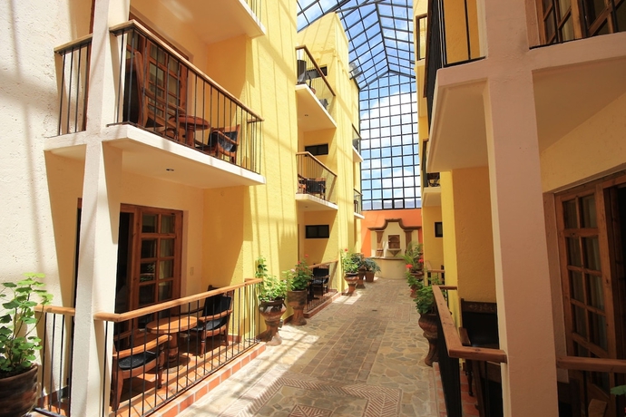 Imagen de la habitación del Hotel Diego De Mazariegos. Foto 17