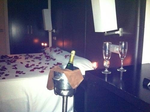 Imagen de la habitación del Hotel Diego's. Foto 4