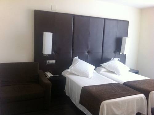 Imagen de la habitación del Hotel Diego's. Foto 7