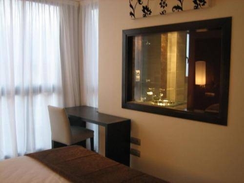 Imagen de la habitación del Hotel Diego's. Foto 11