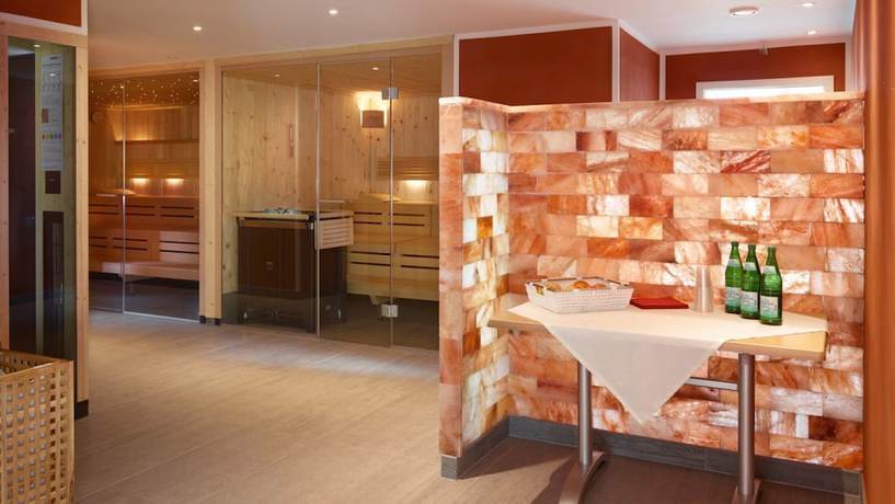 Imagen de los interiores del Hotel Diehlberg &ndash; Tagungs- and Wellnesshotel. Foto 13