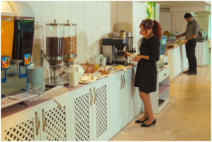 Imagen del bar/restaurante del Hotel Dies. Foto 3