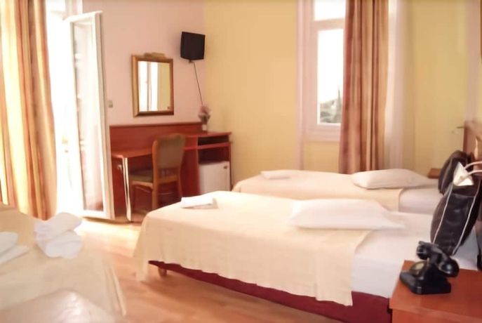 Imagen de la habitación del Hotel Diethnes. Foto 12