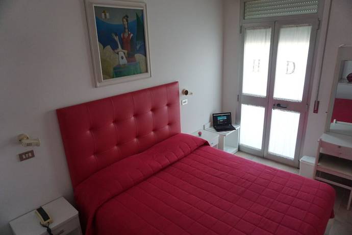 Imagen de la habitación del Hotel Diga. Foto 13