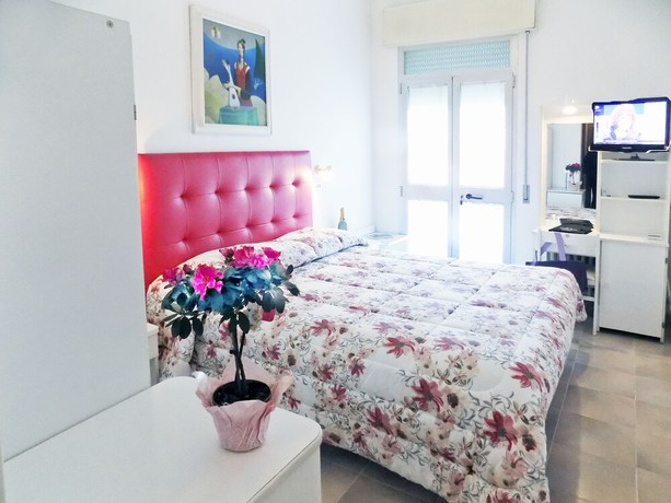 Imagen de la habitación del Hotel Diga. Foto 14