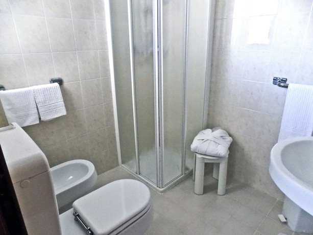 Imagen de la habitación del Hotel Diga. Foto 18