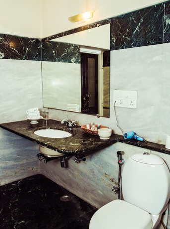 Imagen de la habitación del Hotel Diggi Palace. Foto 14