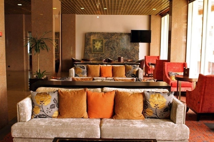 Imagen de los interiores del Hotel Dighton. Foto 19