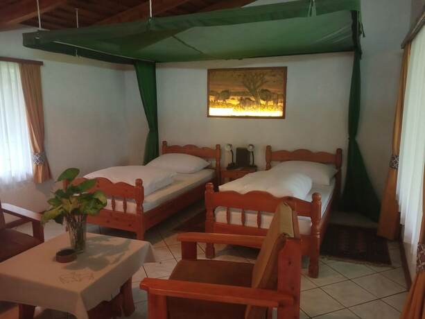 Imagen de la habitación del Hotel Dik Dik. Foto 16
