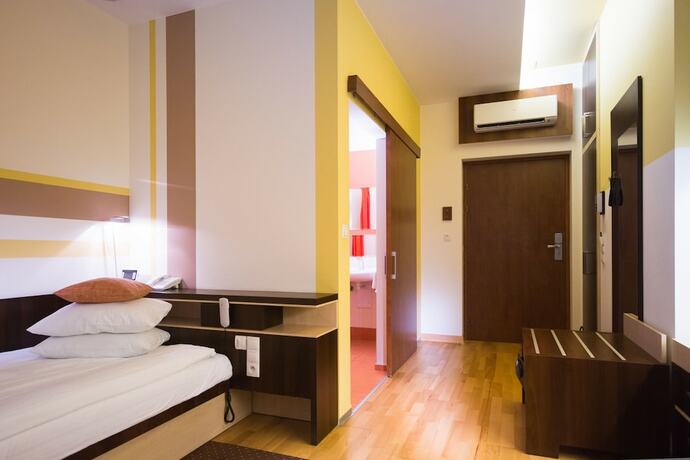 Imagen general del Hotel Dikul. Foto 2