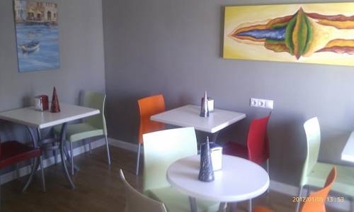 Imagen de la habitación del Hotel Dila, Vélez. Foto 8