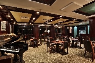 Imagen del bar/restaurante del Hotel Dilijan Resort and Spa. Foto 5