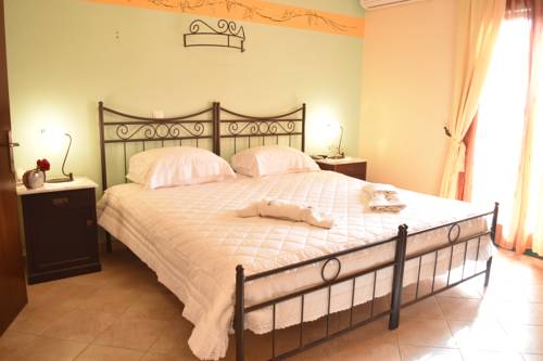 Imagen de la habitación del Hotel Dilina Studios, Arkasa. Foto 2