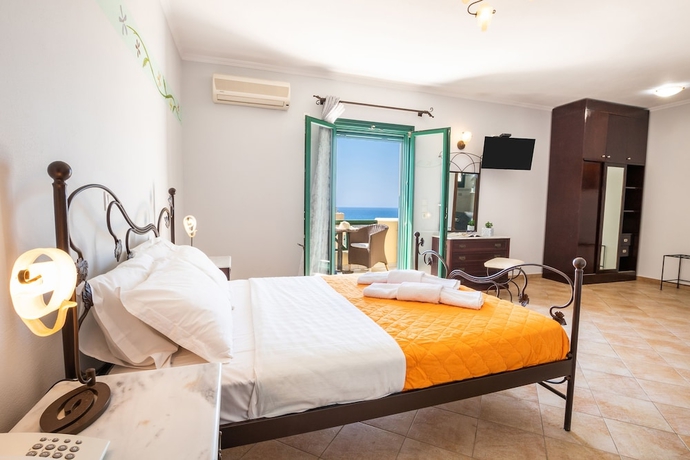 Imagen de la habitación del Hotel Dilina Studios, Arkasa. Foto 12