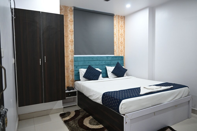 Imagen de la habitación del Hotel Dimant Inn. Foto 5