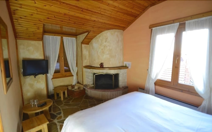 Imagen de la habitación del Hotel Dimatis. Foto 8