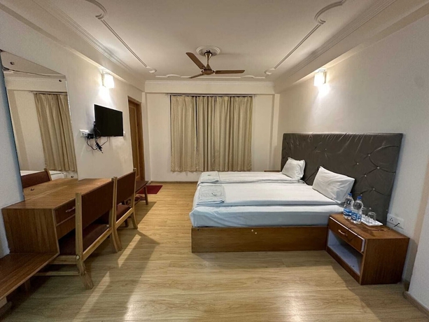 Imagen de la habitación del Hotel Dimbir Regency. Foto 1