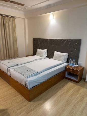 Imagen de la habitación del Hotel Dimbir Regency. Foto 2