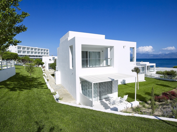 Imagen de los exteriores del Hotel Dimitra Beach and Suites. Foto 14