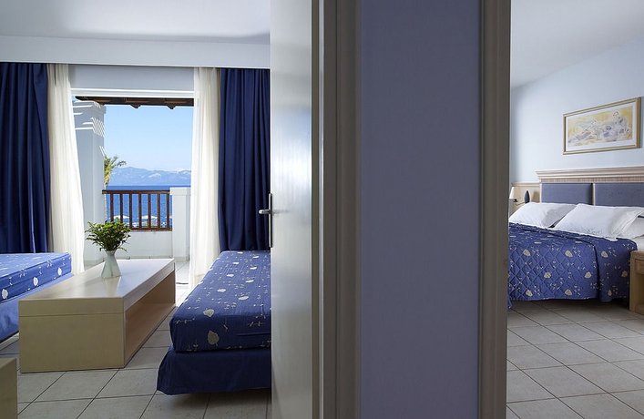 Imagen de la habitación del Hotel Dimitra Beach and Suites. Foto 3
