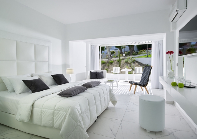 Imagen de la habitación del Hotel Dimitra Beach and Suites. Foto 8