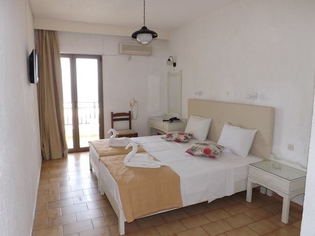 Imagen de la habitación del Hotel Dimitra, Hersonissos. Foto 13