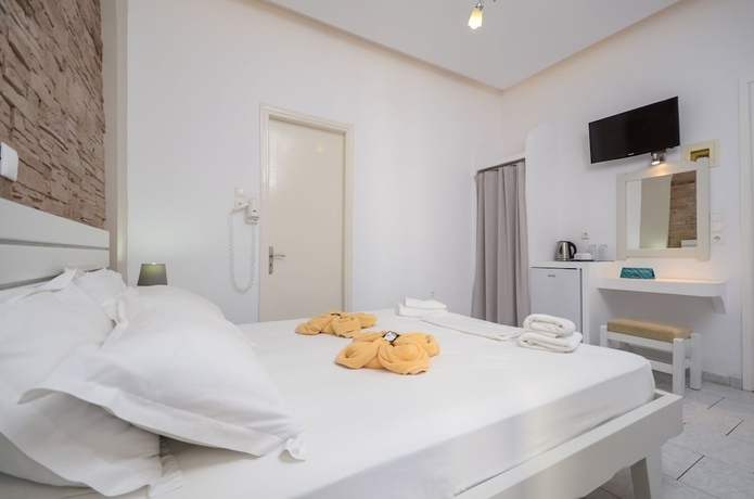 Imagen de la habitación del Hotel Dimitra, Naxos. Foto 6