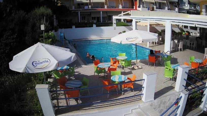 Imagen de la piscina del Hotel Dimitra, Vrachos. Foto 20