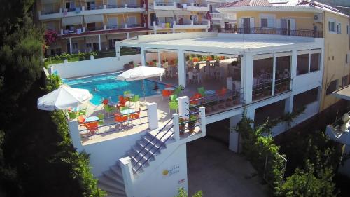 Imagen general del Hotel Dimitra, Vrachos. Foto 2