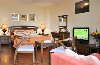 Imagen de la habitación del Hotel Dimitri. Foto 11