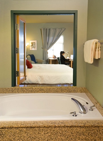 Imagen de la habitación del Hotel Dimond Center. Foto 9