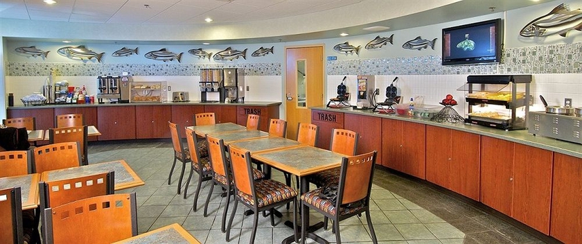 Imagen del bar/restaurante del Hotel Dimond Center. Foto 6