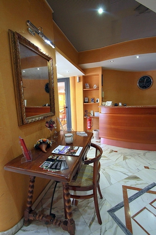 Imagen de los interiores del Hotel Dimora Adriana. Foto 10