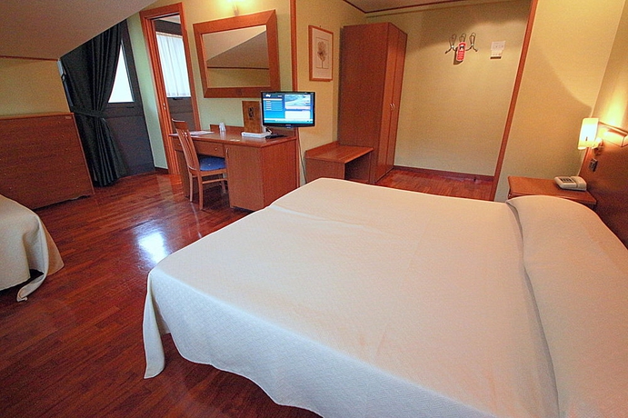 Imagen de la habitación del Hotel Dimora Adriana. Foto 8