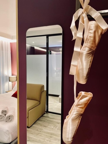 Imagen de la habitación del Hotel Dimora del teatro. Foto 11