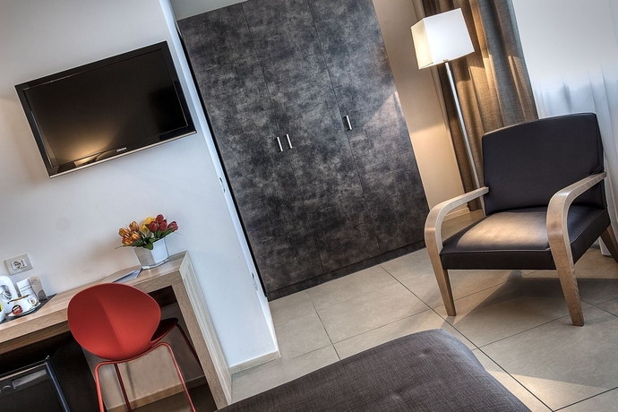 Imagen de los interiores del Hotel Dimorae. Foto 11