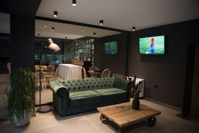 Imagen de los interiores del Hotel Dim\'s. Foto 14