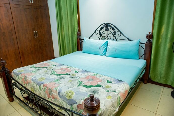 Imagen general del Hotel Dina Apartments. Foto 17
