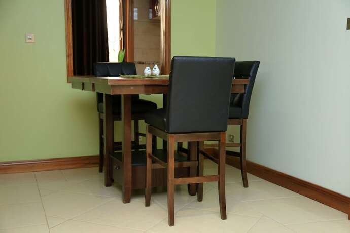 Imagen de la habitación del Hotel Dina Apartments. Foto 20