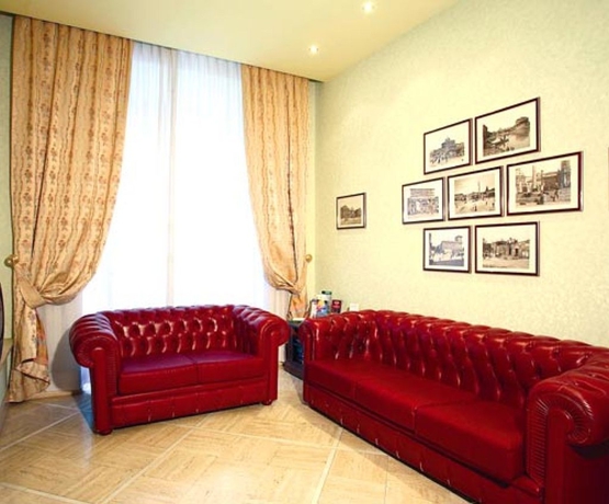 Imagen general del Hotel Dina, Termini. Foto 3