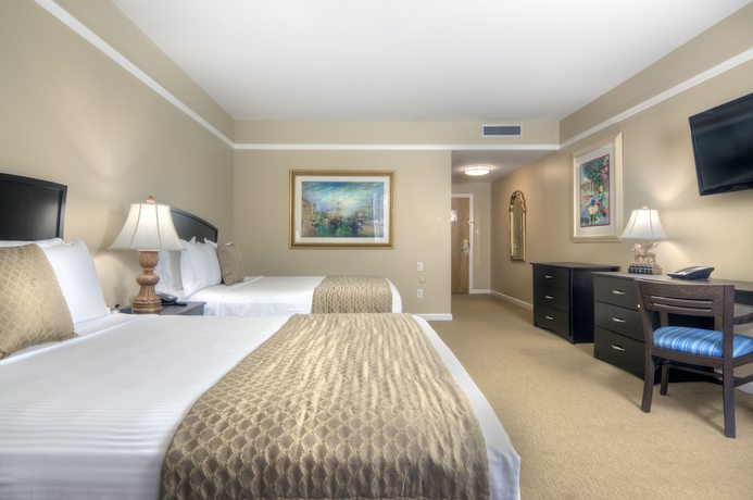 Imagen de la habitación del Hotel Dinah\'s Garden. Foto 2