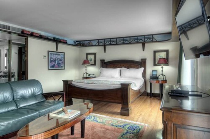 Imagen de la habitación del Hotel Dinah\'s Garden. Foto 11